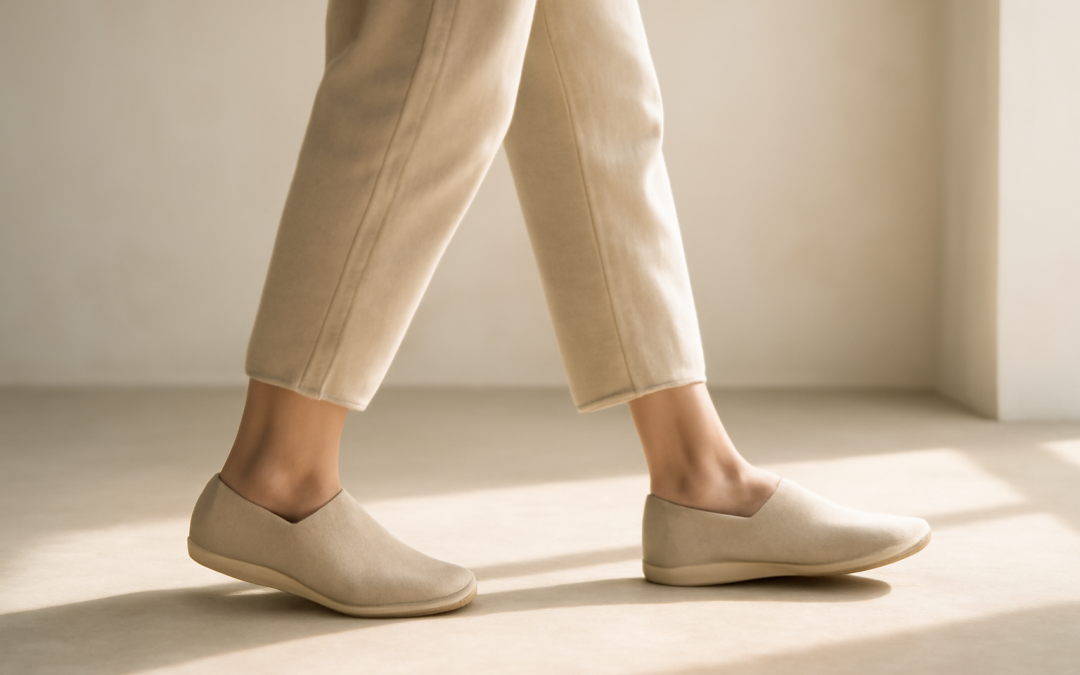 Comment porter des chaussures design minimal en ville ?