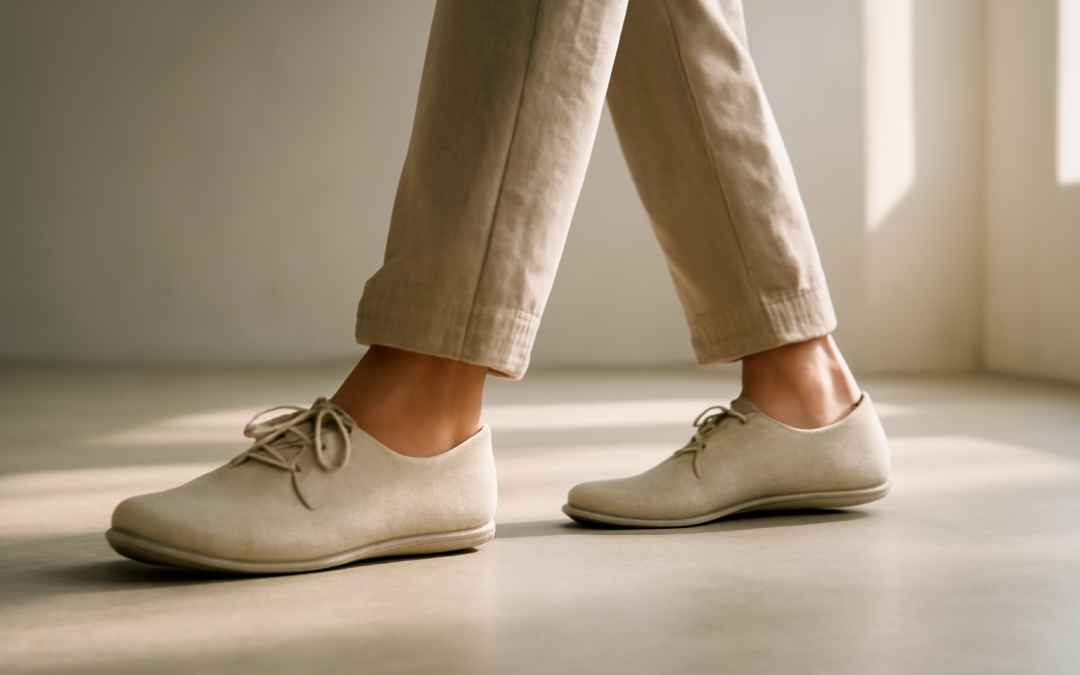 Comment porter des chaussures minimalistes dans un style casual en ville ?
